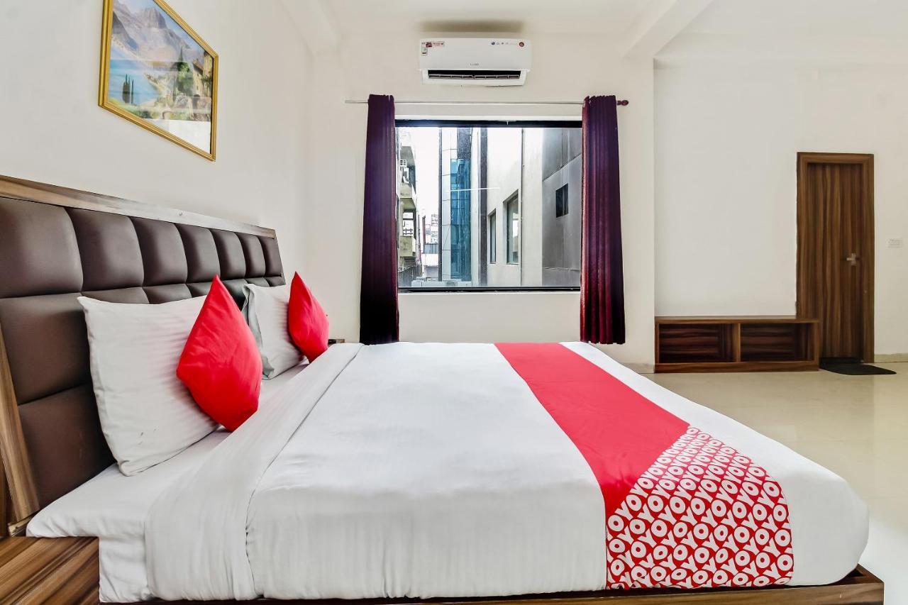 Oyo 10213 Hotel Panache Mathura Dış mekan fotoğraf